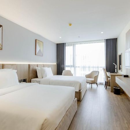 River Way Hotel ฮาลอง ภายนอก รูปภาพ